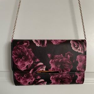 Le Chateau Floral Purse